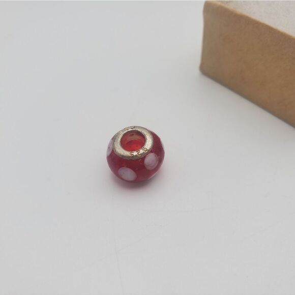 925 sterling silver red and white polka dot charm - Picture 1 of 3